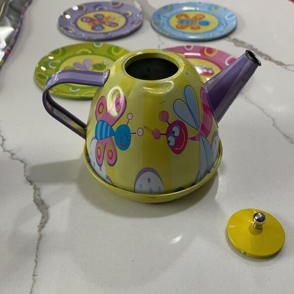 Schylling | Vintage 15 pc Girls Pretend Metal Tea Set Teapot Tray Saucer Cups - Picture 8 of 13